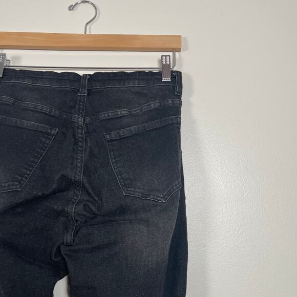 Universal Standard • Seine Mid Rise Black Jeans 27" - Picture 5 of 8